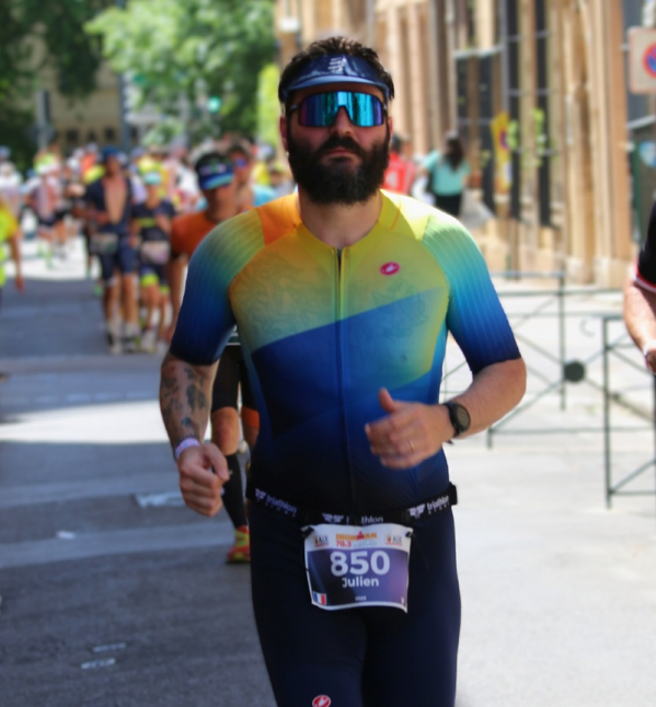 Baptême du feu réussi pour Julien à l’Ironman 70.3 d’Aix-en-Provence - Christophe LLAMAS Coaching