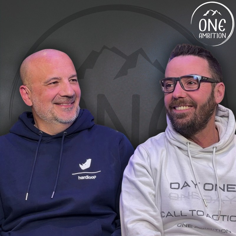 Pochette du podcast « One Ambition — Christophe Llamas : champion du monde, ruiné, détruit »